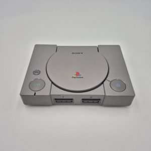 Sony Playstation 1 SCPH-9002 met aansluitmateriaal (serial klepje ontbreekt)