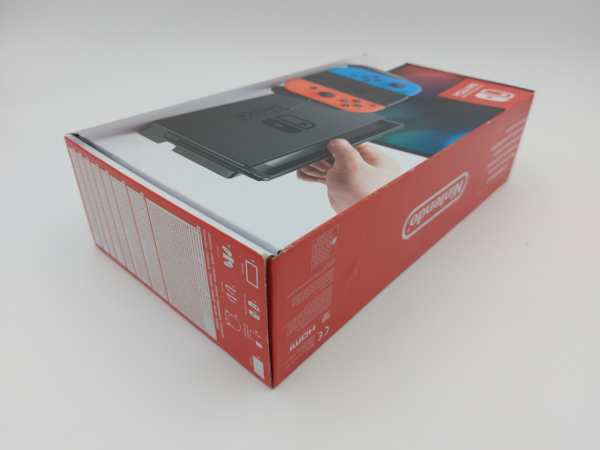 Nintendo Switch in Doos met Animal Crossing Shell - Afbeelding 4